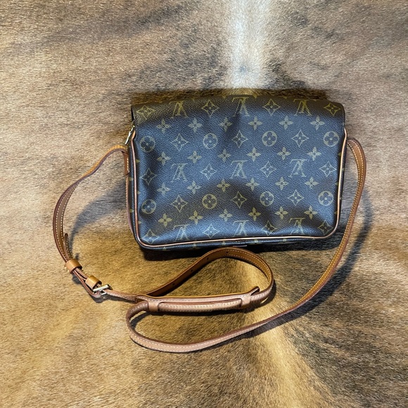 Louis Vuitton Saint Germain Monogram Canvas Crossbody Bag - Picture 3 of 8
